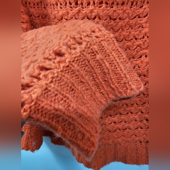 𝅺FREE PEOPLE ORANGE Crashing Waves Pullover Chunky Knit Oversize Sweater Size S - Picture 6 of 11